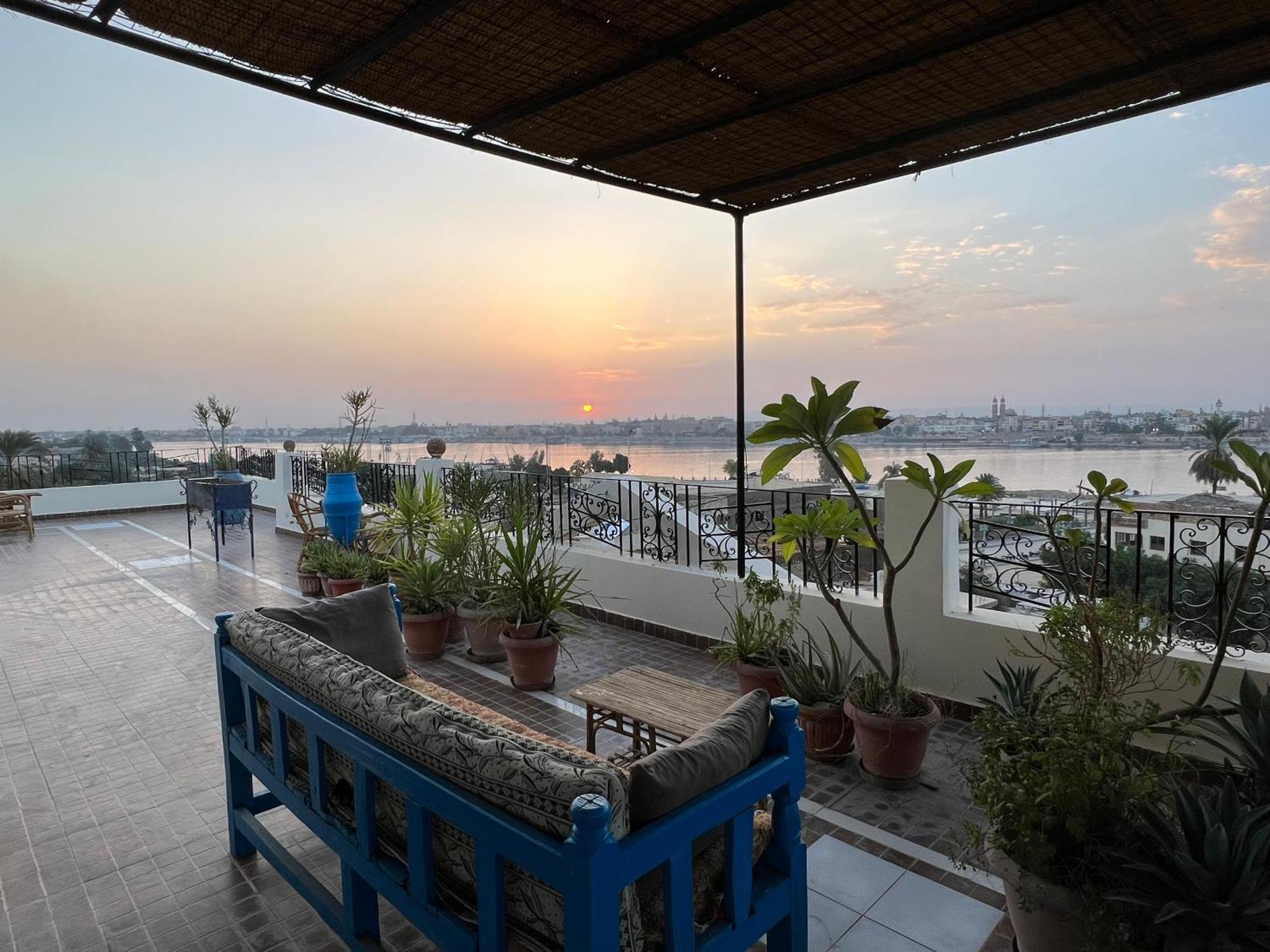 فندق Harmony House الأقصر المظهر الخارجي الصورة